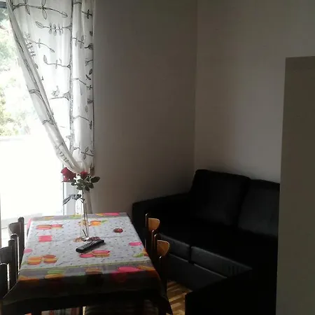 Pensión Valchiavenna 3*