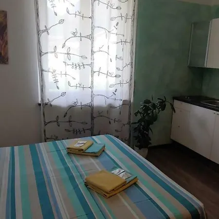 Valchiavenna - - - - - Vacanze - Affittacamere Chiavenna